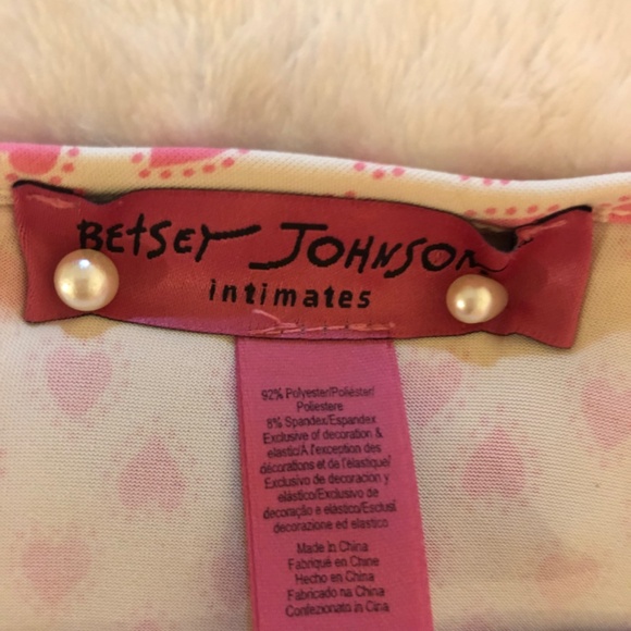 Like New pink heart Betsy Johnson nightgown - Picture 4 of 4